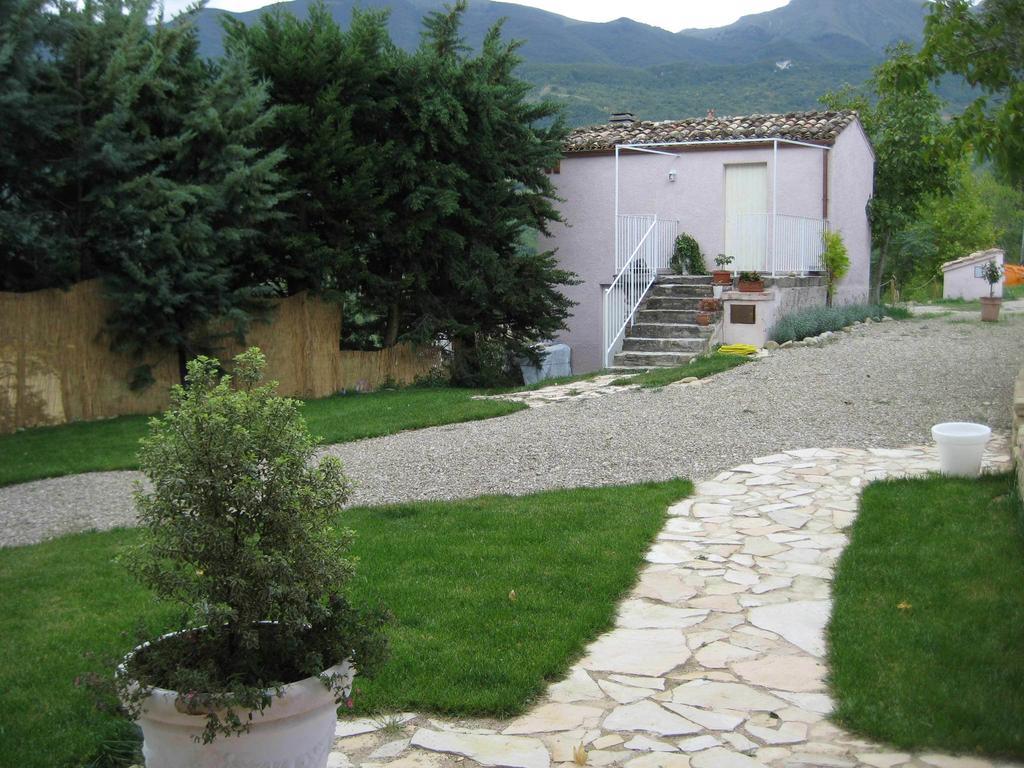 Altrocanto Farindola Buitenkant foto